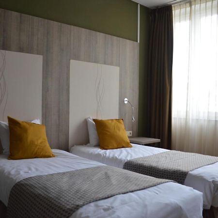 Hotel Mille Colonnes Leuven Eksteriør bilde